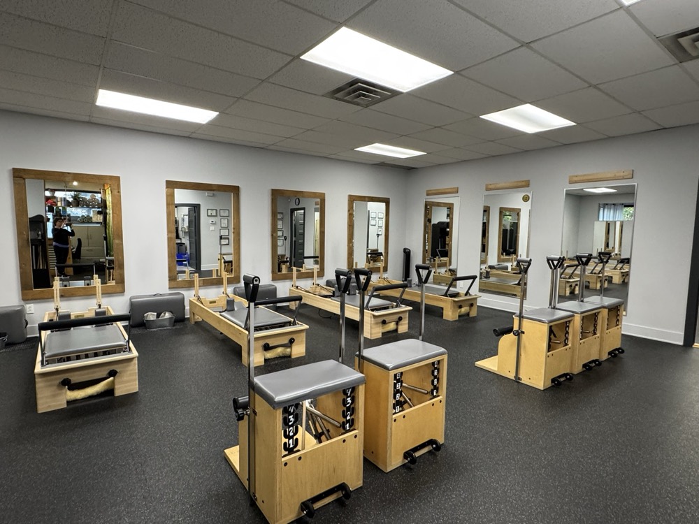 Vue large du studio Pilates